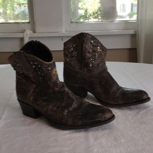 Frye Deborah studded cowboy boot Smoke Sz 9